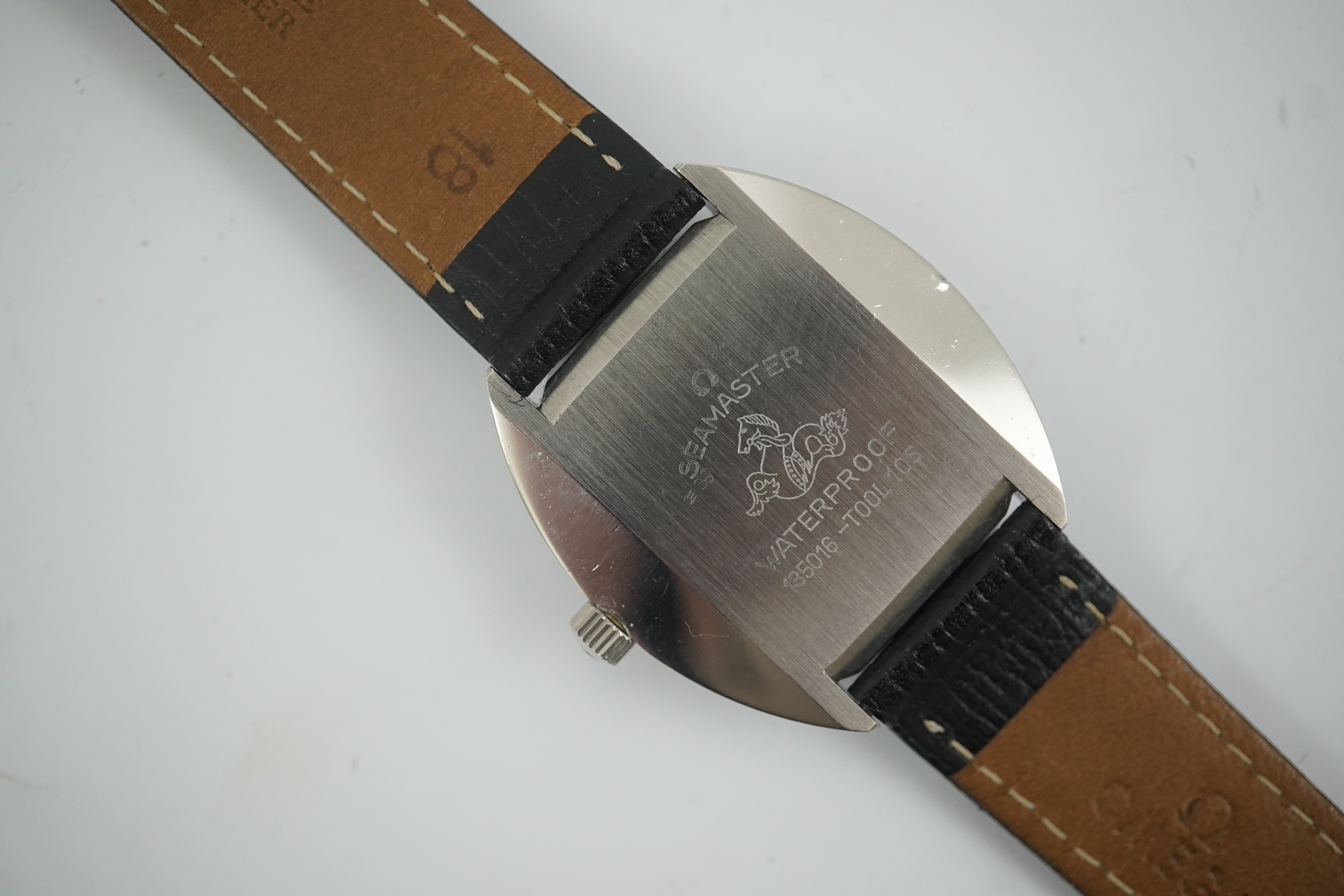 A gentleman's stainless steel Omega Seamaster Cosmic manual wind wrist watch